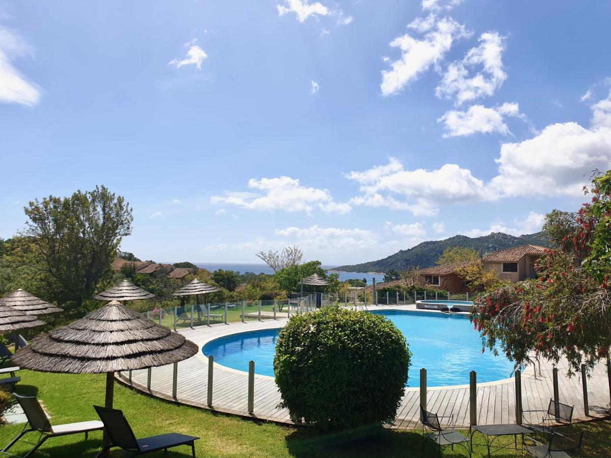 Locations De Giulia Hotel ปอร์โต-เวคคีโอ ภายนอก รูปภาพ