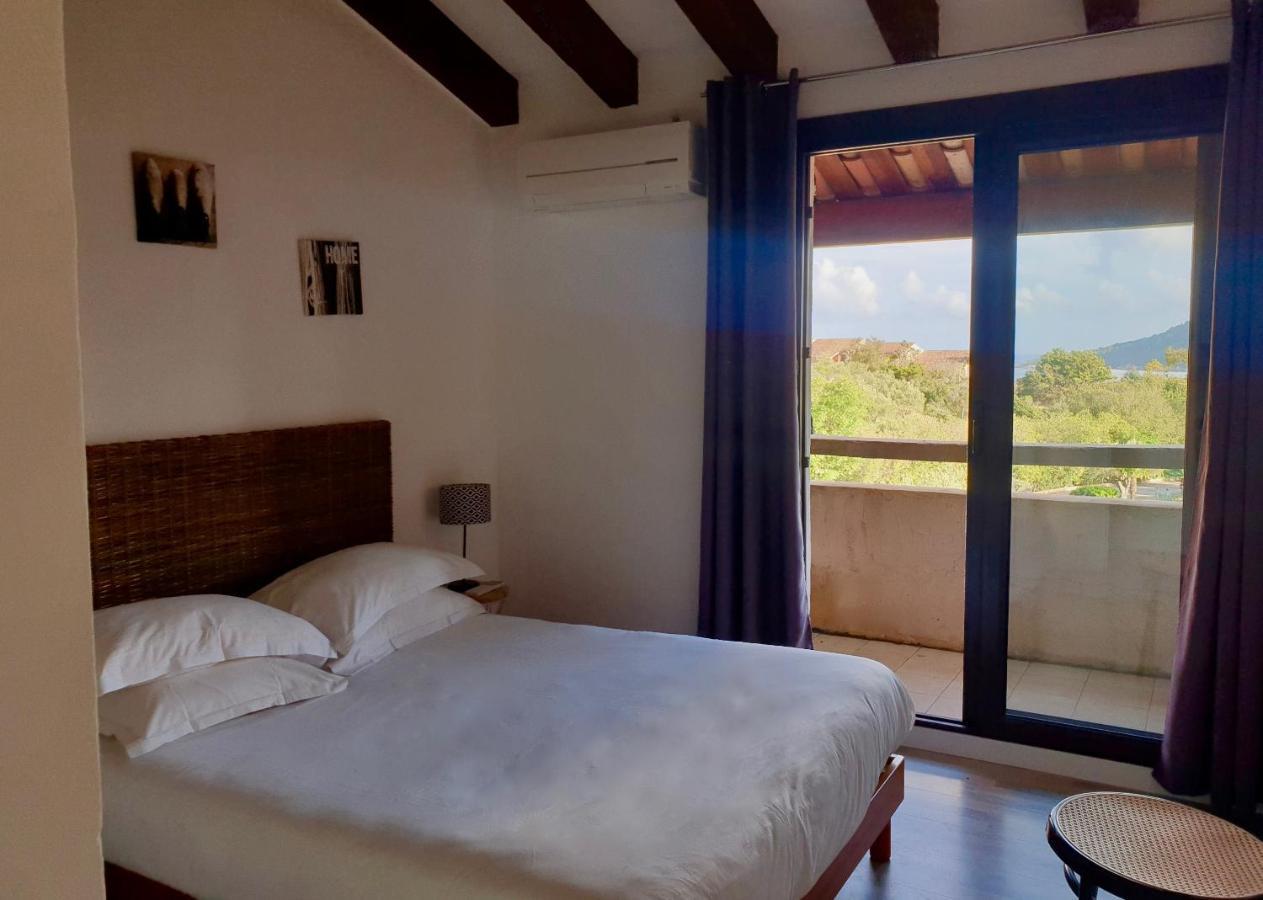 Locations De Giulia Hotel ปอร์โต-เวคคีโอ ภายนอก รูปภาพ